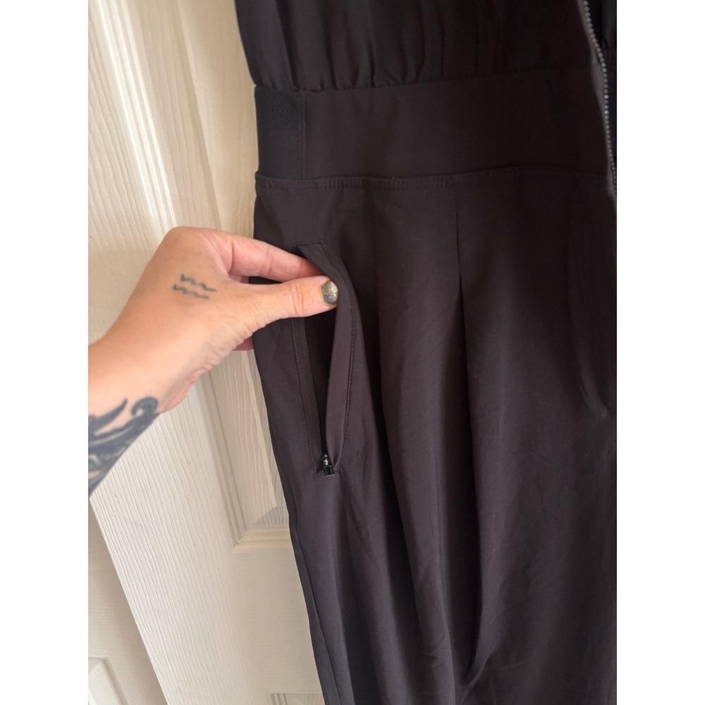 Athleta Brooklyn Sleeveless Wide Leg Utility Jumpsuit Black Zip Front  Size 8 - Picture 4 of 8